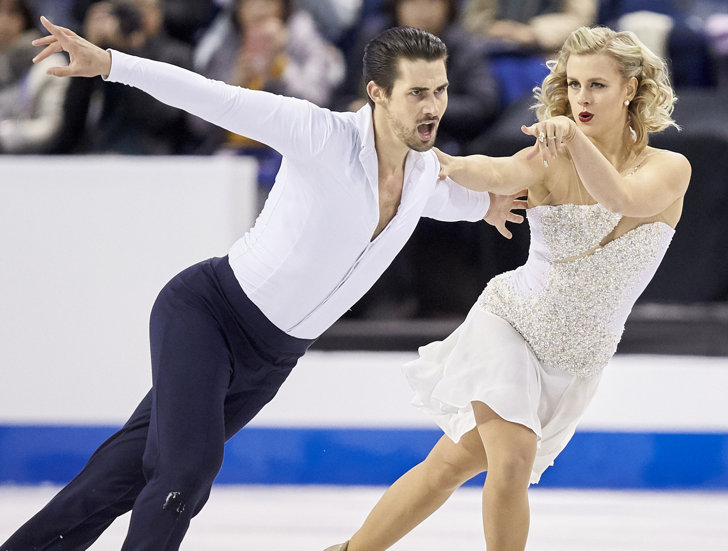 Peacock Premium To Stream Figure Skating Programming Beginning This ...